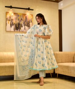 white & blue flora cotton suit set