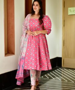 pink swan cotton suit set